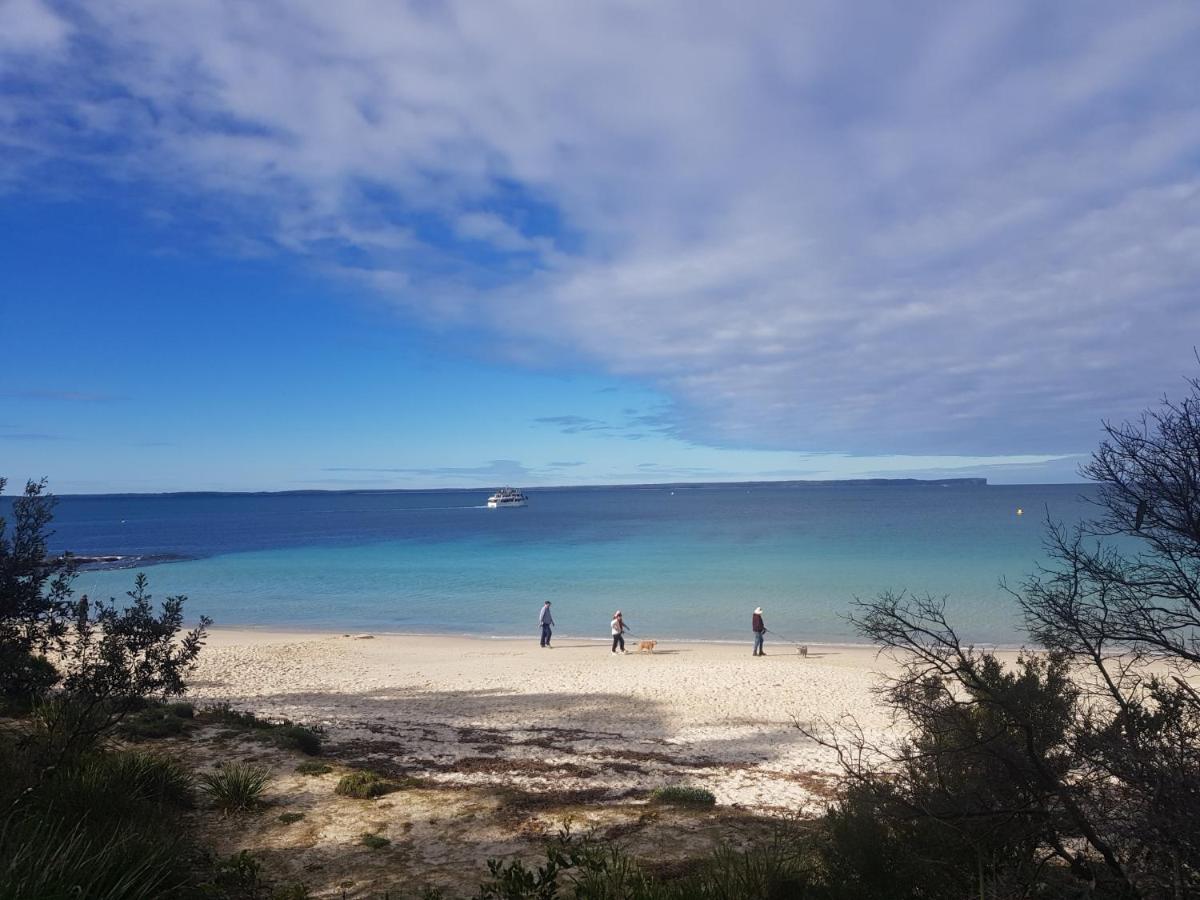 Husky 56 Beachfront Villa'S - Great Location On The Beach Huskisson Bagian luar foto