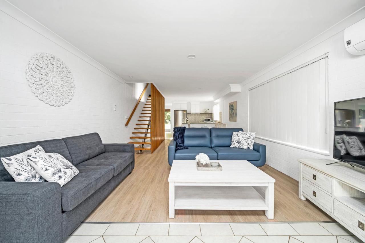 Husky 56 Beachfront Villa'S - Great Location On The Beach Huskisson Bagian luar foto