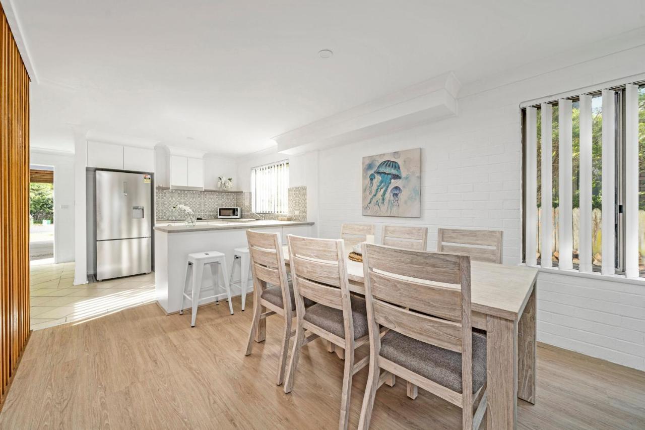 Husky 56 Beachfront Villa'S - Great Location On The Beach Huskisson Bagian luar foto