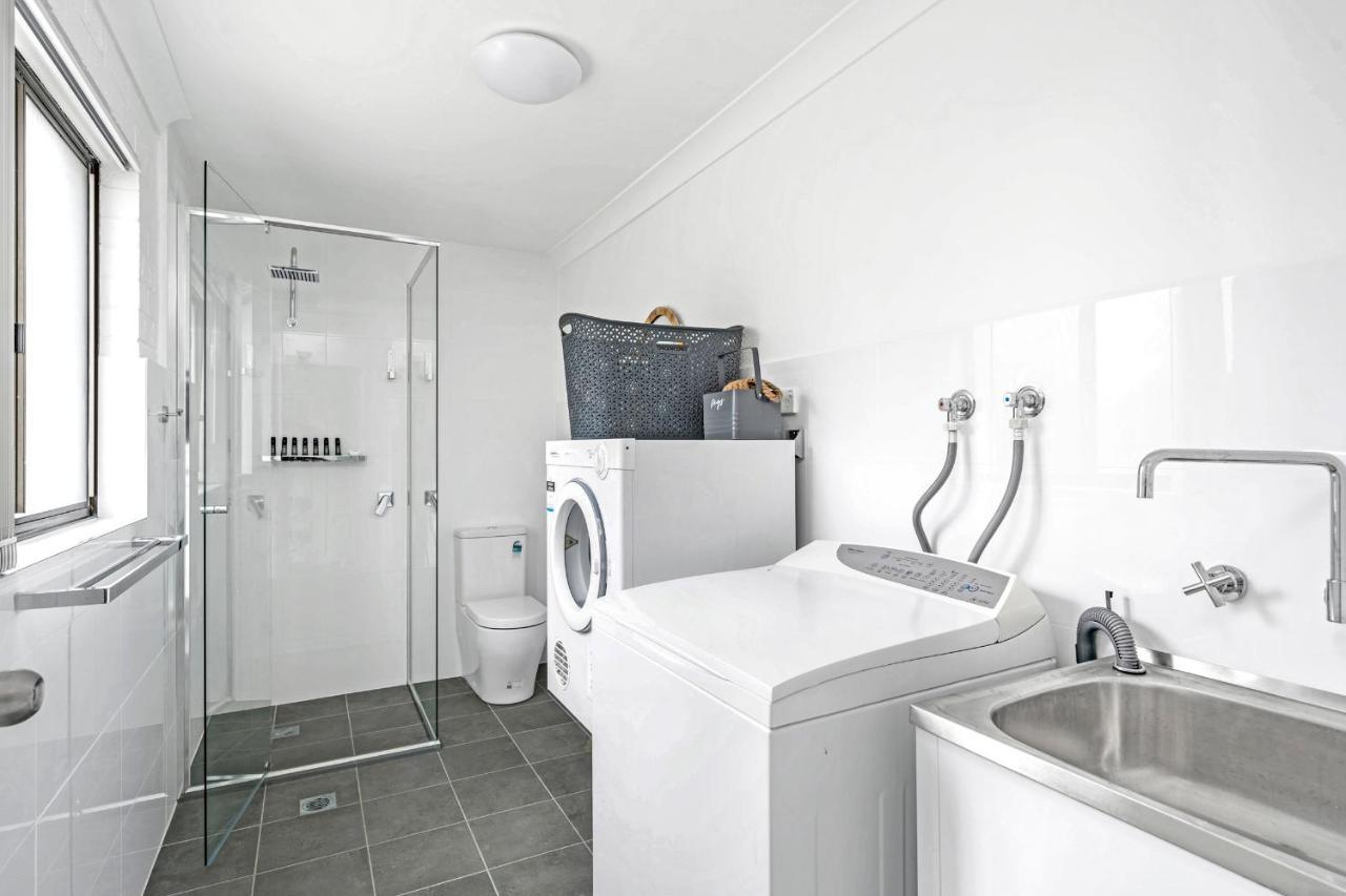 Husky 56 Beachfront Villa'S - Great Location On The Beach Huskisson Bagian luar foto
